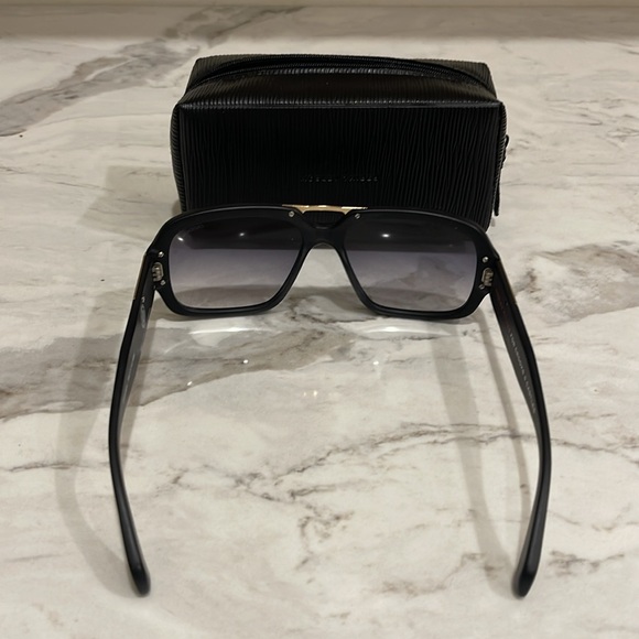 Mosley Tribes x Crooks and Castle Sunglasses. Limited edition “Collectors Item” - Picture 3 of 8